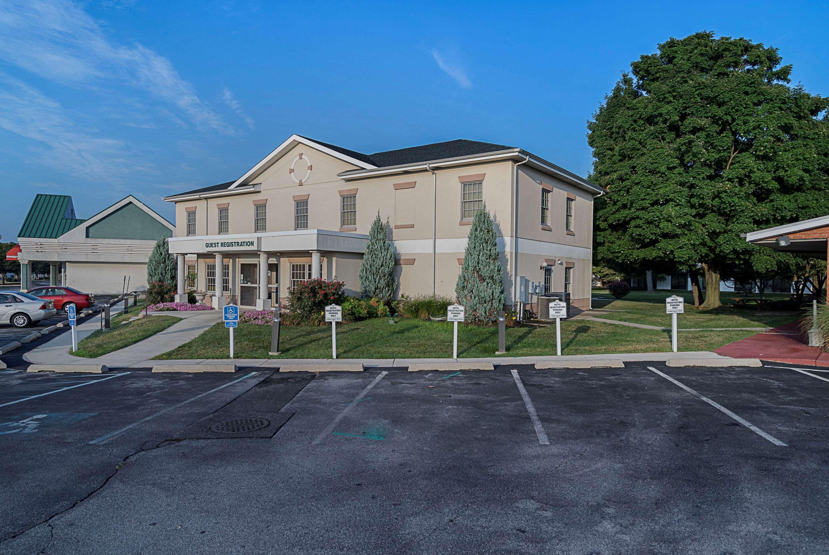 Quality Inn & Suites Skyways New Castle Exterior foto